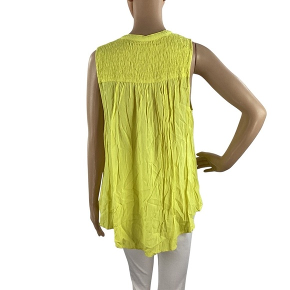 Holding Horses Anthropologie Yellow Sleeveless Button Front Tunic Top M Rayon - Picture 5 of 7